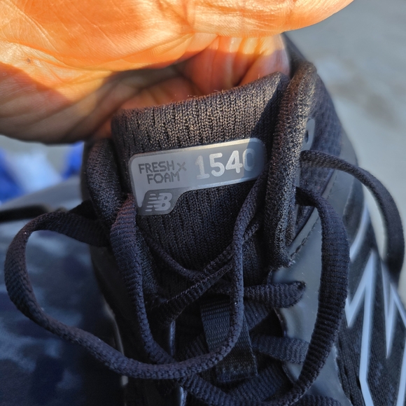 New Balance Fresh Foam 1540 X Rollbar Black and White Sneaker Women Size 10B - Picture 15 of 16